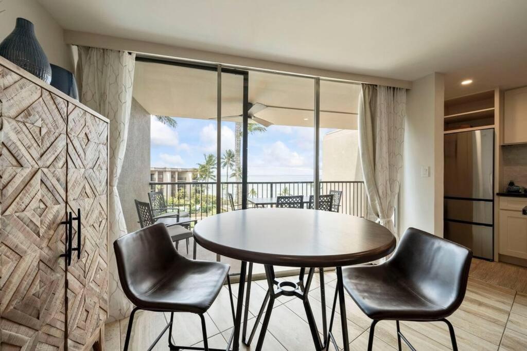 Appartement Hale Ono Loa 403- Top Floor, Ocean View, & Complete Modern Remodel à Kahana Extérieur photo