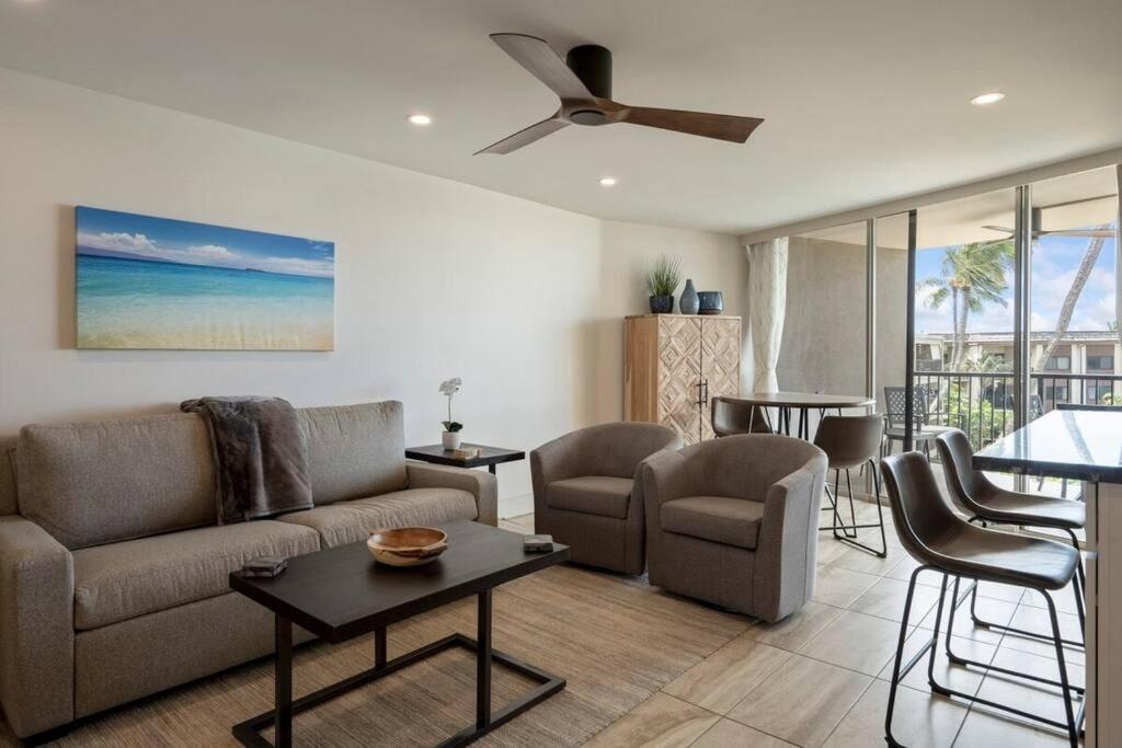 Appartement Hale Ono Loa 403- Top Floor, Ocean View, & Complete Modern Remodel à Kahana Extérieur photo