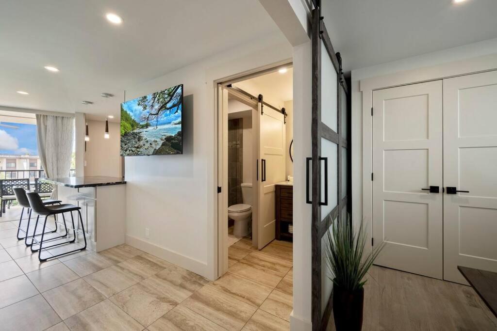 Appartement Hale Ono Loa 403- Top Floor, Ocean View, & Complete Modern Remodel à Kahana Extérieur photo